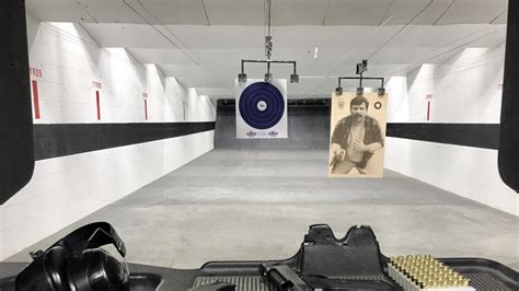 Shooting range claycomo mo - Posted at 4:30 AM, Mar 25, 2021. and last updated 4:05 AM, Mar 25, 2021. KANSAS CITY, Mo. — When Don Pind hangs his target, loads his gun and pulls the trigger, he relies on years of experience...